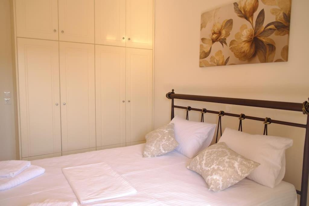 Вилла Nick'S House Aegina Экстерьер фото